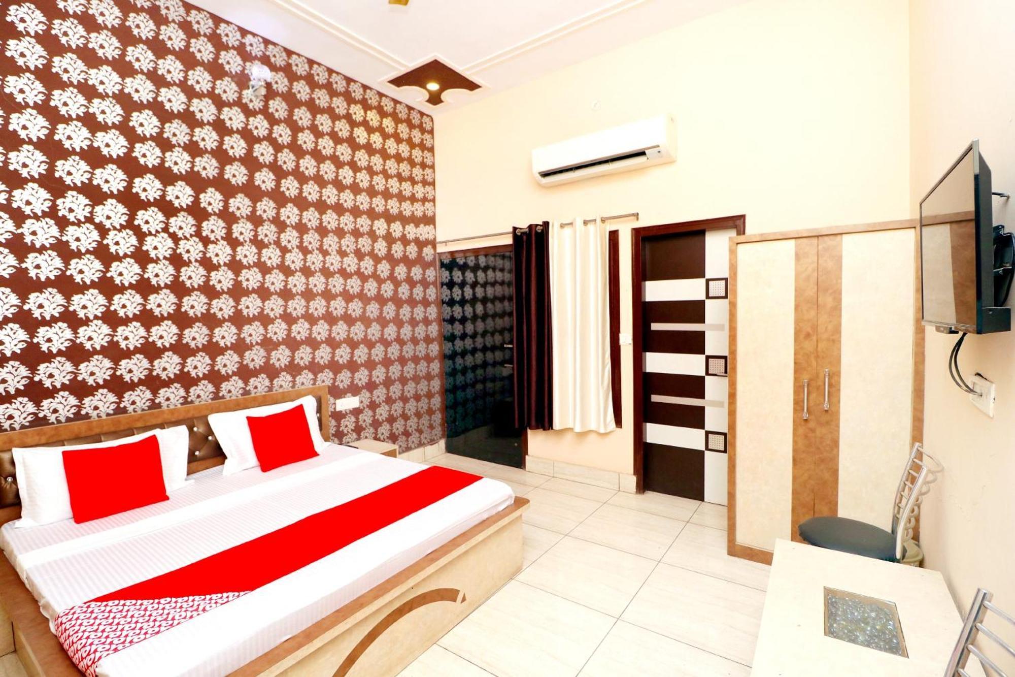 Hotel O Pushp Vatika Bhiwani Exterior foto