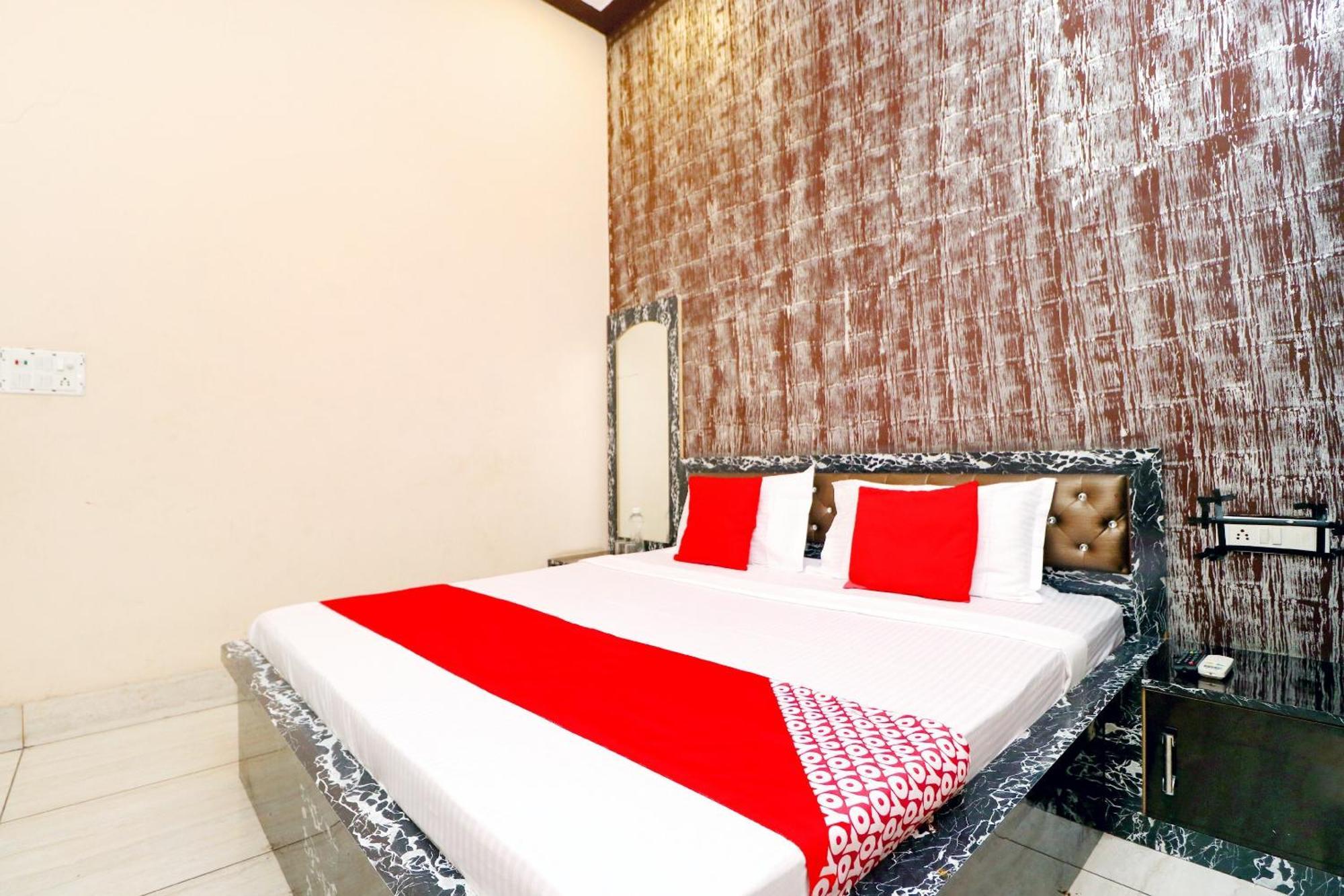 Hotel O Pushp Vatika Bhiwani Exterior foto